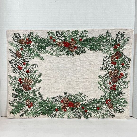 Vintage Christmas Table Placemats and Runner Cream with Wreath Design Cotton - Picture 4 of 11